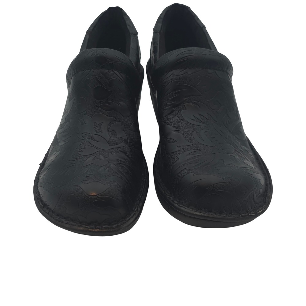 bøc‎ Size 7.5 Black Embossed Leather Comfort Clogs Low Wedge Shoes Work Utility